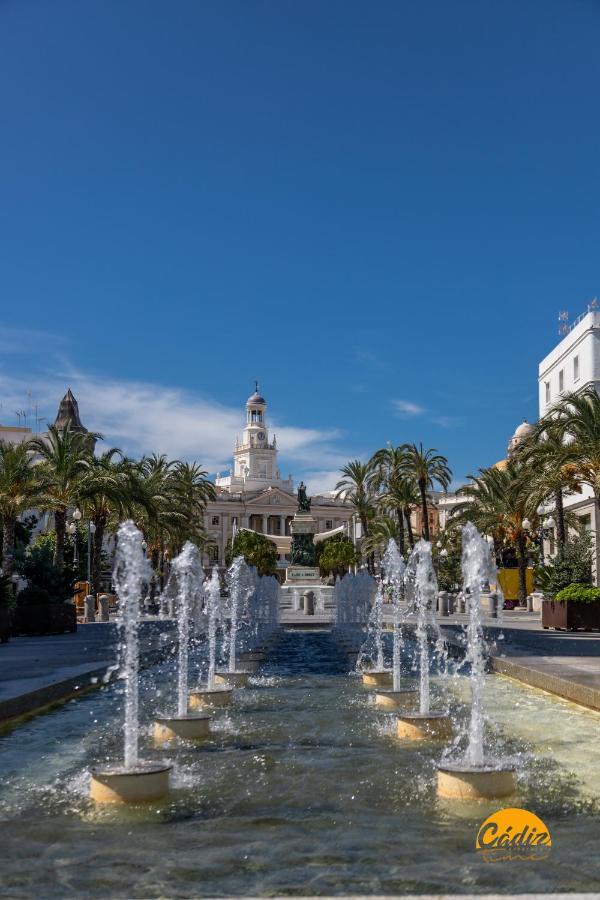 Atico Catedral By Cadiz Time Apartment Bagian luar foto